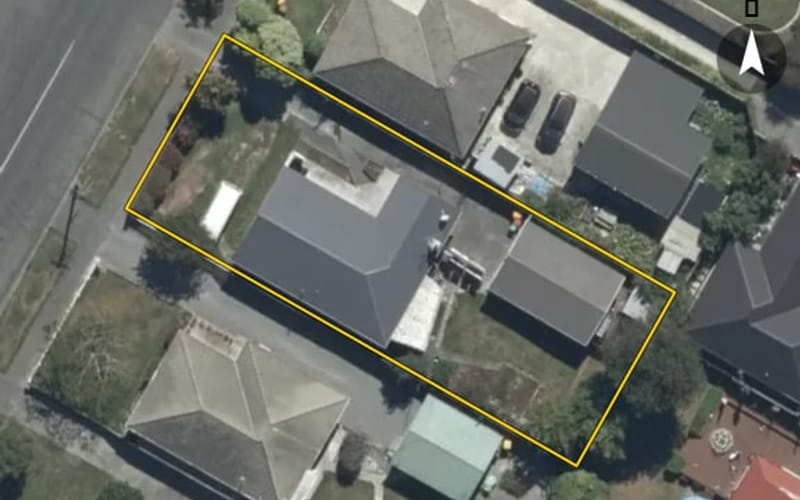 10 Cotswold Avenue