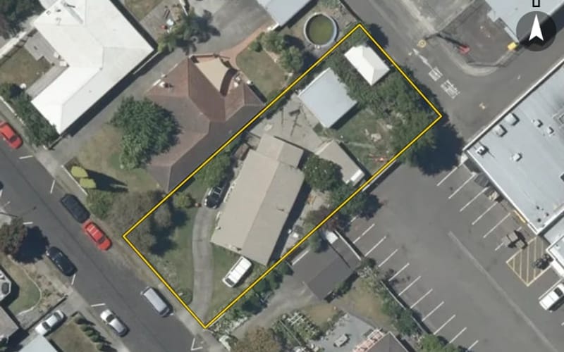 1 Henderson Crescent