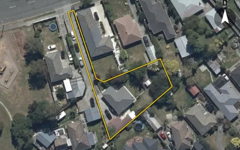 27 Kendal Avenue