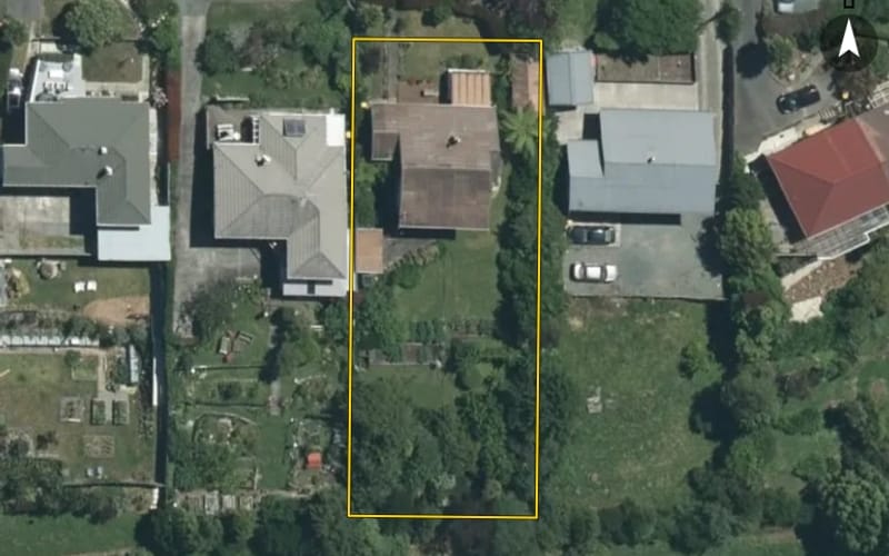 64 Stanley Crescent