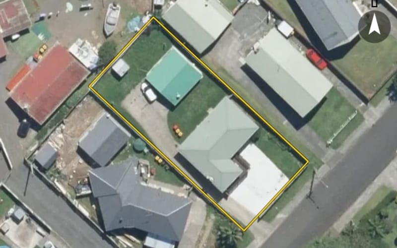 11 Whitley Crescent
