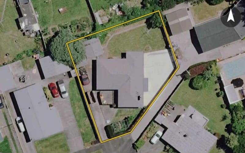 21 Springfield Crescent