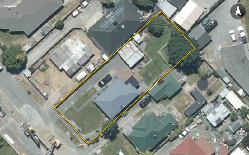 20 Saunders Road