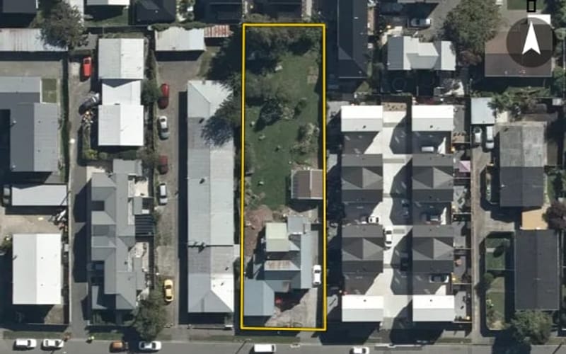 487 Gloucester Street