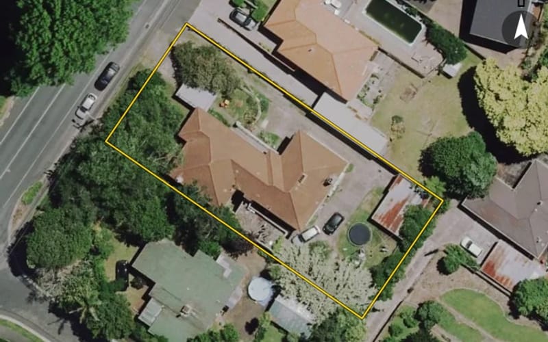 10 Masters Avenue