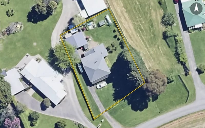90 Rowley Crescent