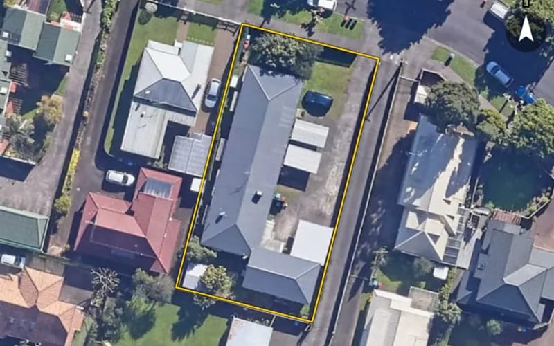 16 Rangiatea Road
