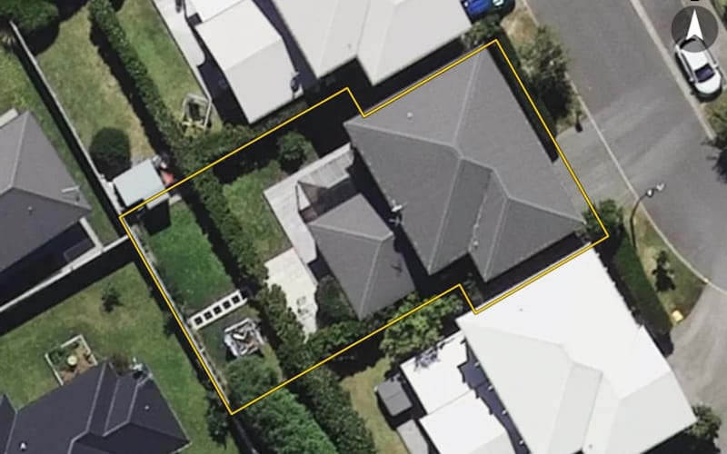 8 Chateau Crescent