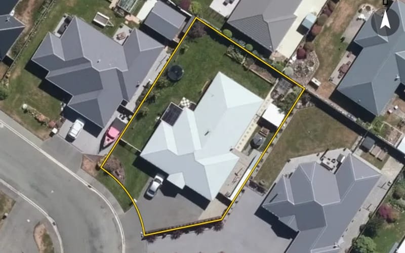 8 McMullan Place