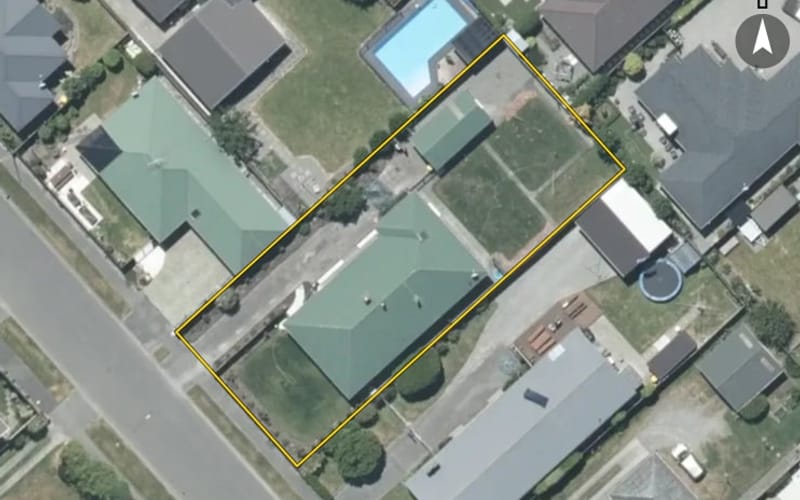 46 Reid Crescent