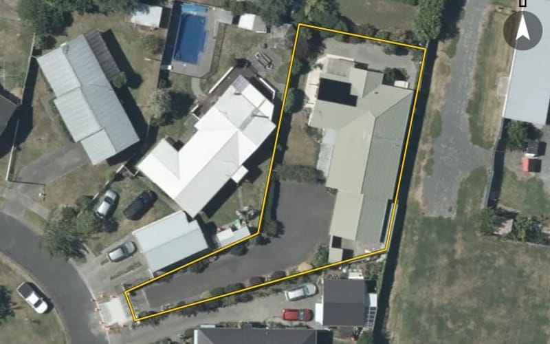 32 Whiting Crescent