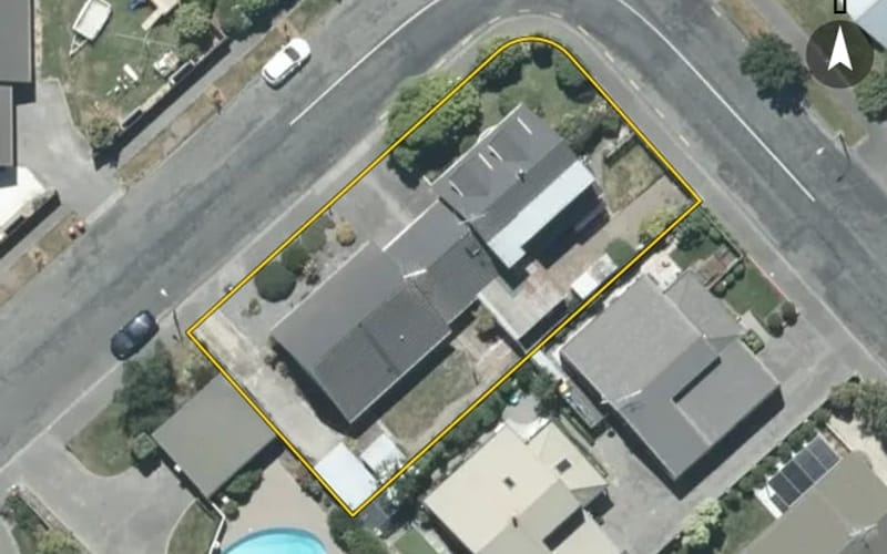 7-9 Churchill Avenue