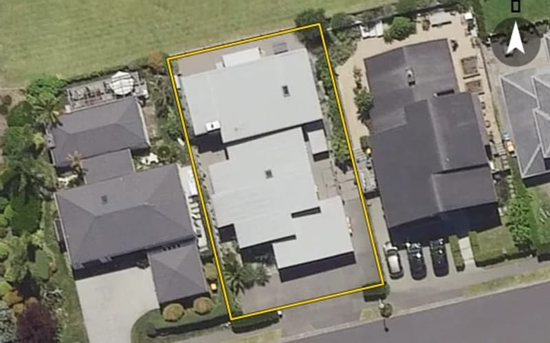 21 Contour Avenue