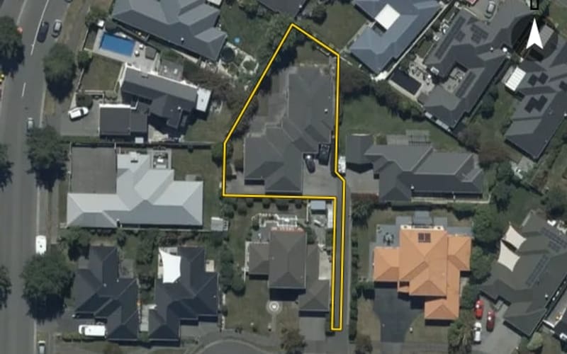 16 Donovan Place