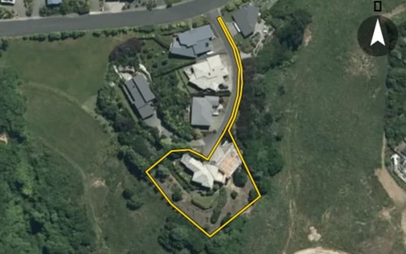 11 Windsor Drive