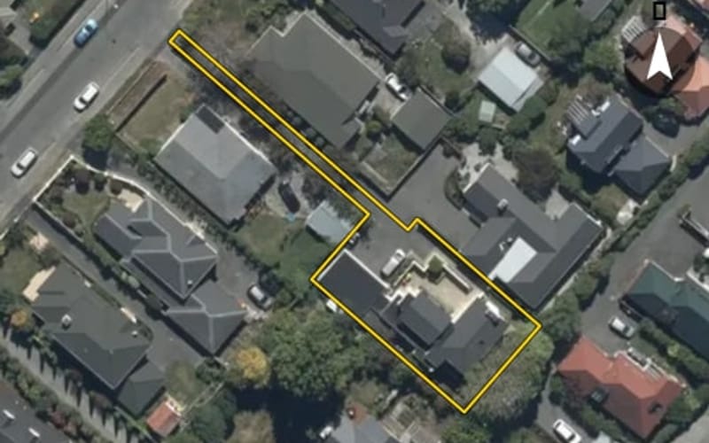 8A Hampton Place