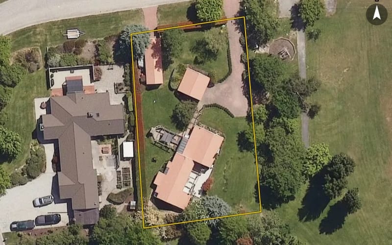 4 Wakefield Lane