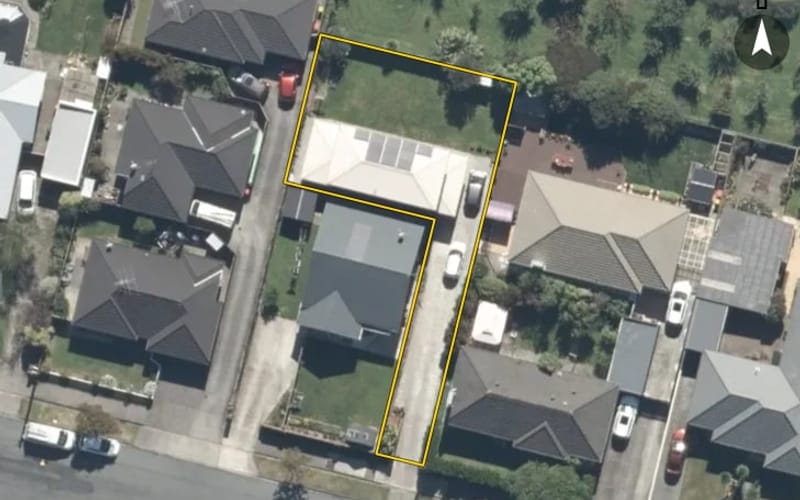 33 Porutu Street
