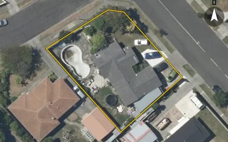 3 Konini Crescent