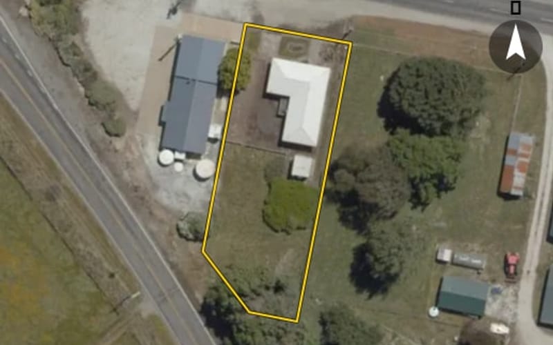 8 Waimahaka Fortification Road
