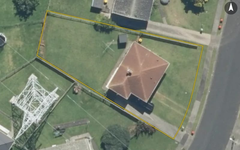 20 Featherston Crescent
