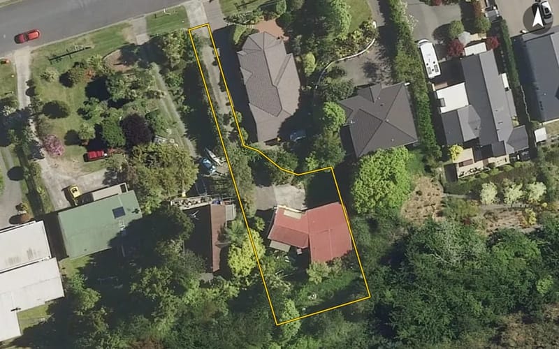 6B Sloane Avenue