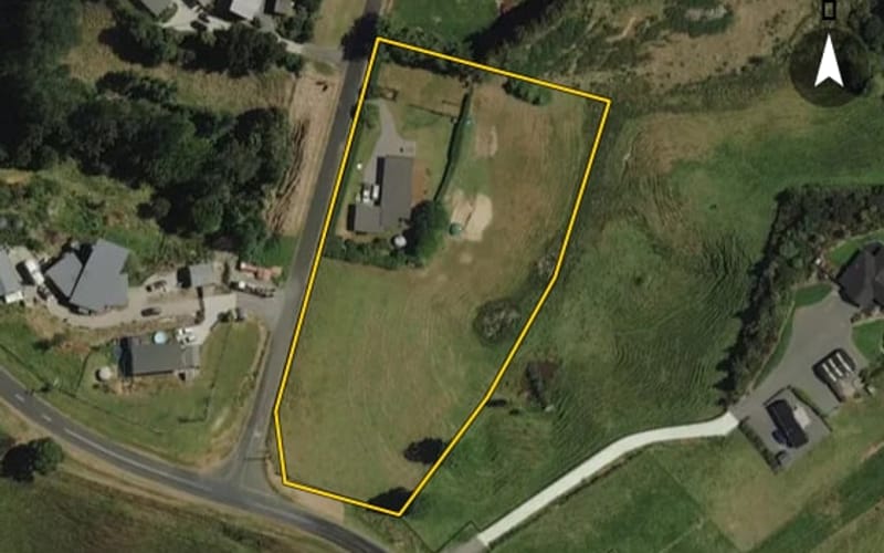 12 Lindsay Road
