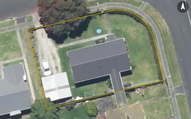 2 Gibbons Crescent