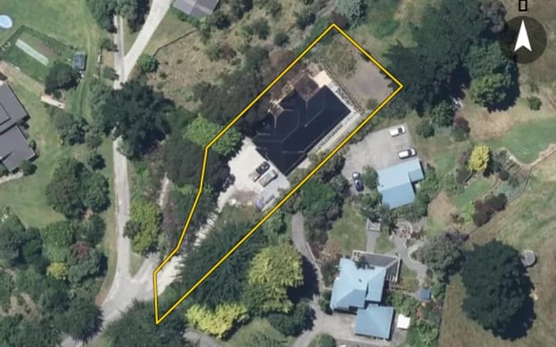 16 Sandcroft Drive