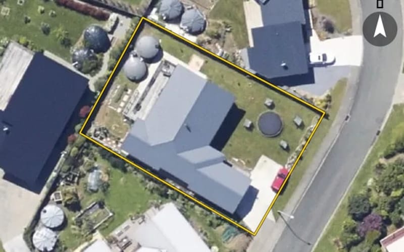 11 Pohutukawa Place