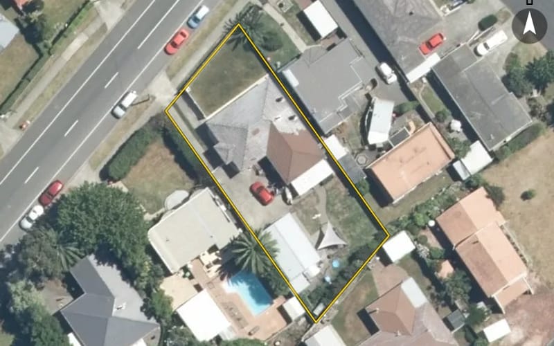 1109 Caroline Road