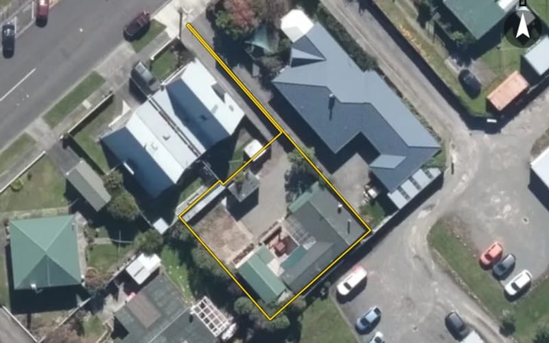 2B Seaforth Avenue