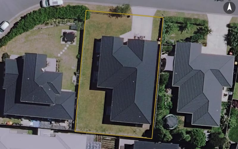 12 Miharo Crescent