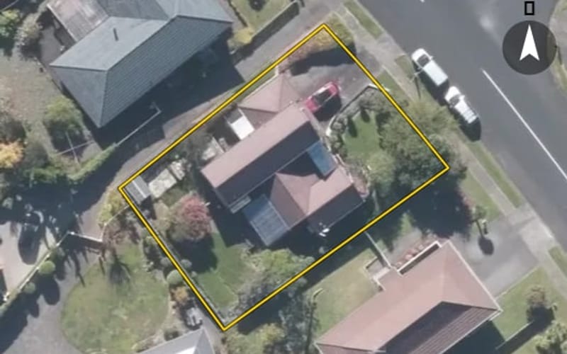 12 Lexington Drive