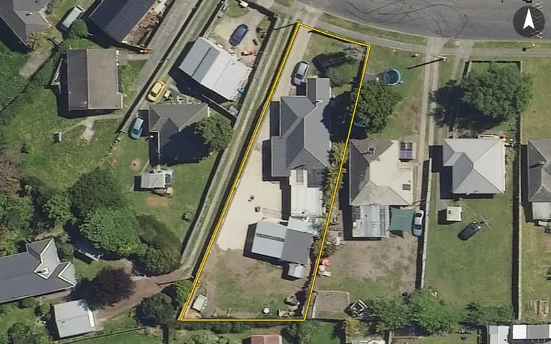 10 Meadowbank Crescent