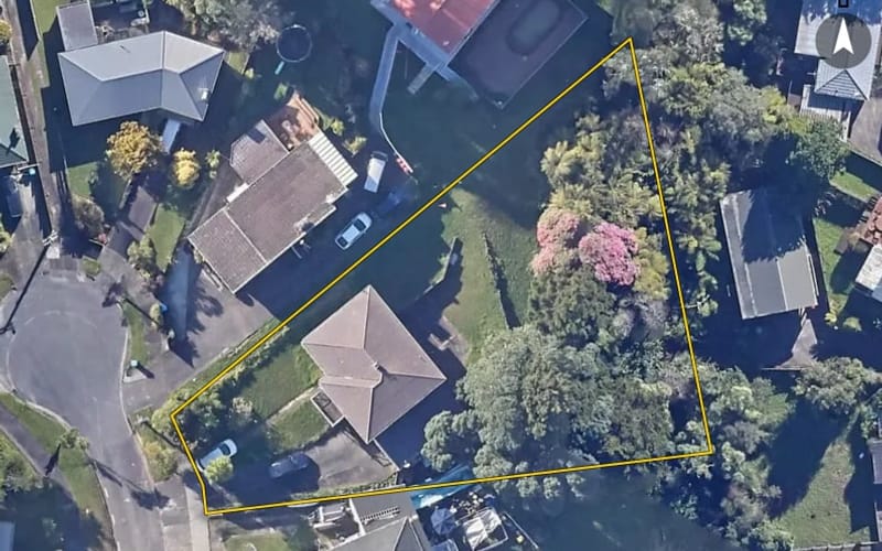 15 Bannister Place