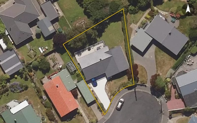 11 Erskine Place