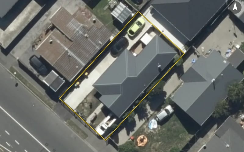 11 Russell Street
