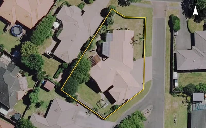 2 Vereker Court
