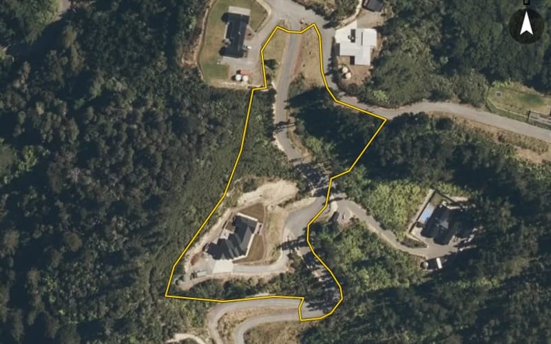 48 Crest Road