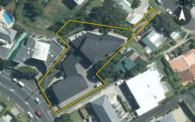 2/37 Kitchener Road