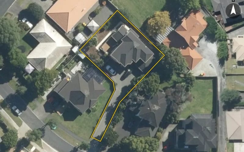 21 Margaret Henry Crescent