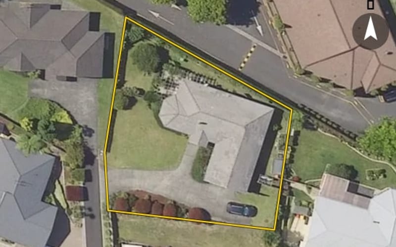 32 Bell Common Close