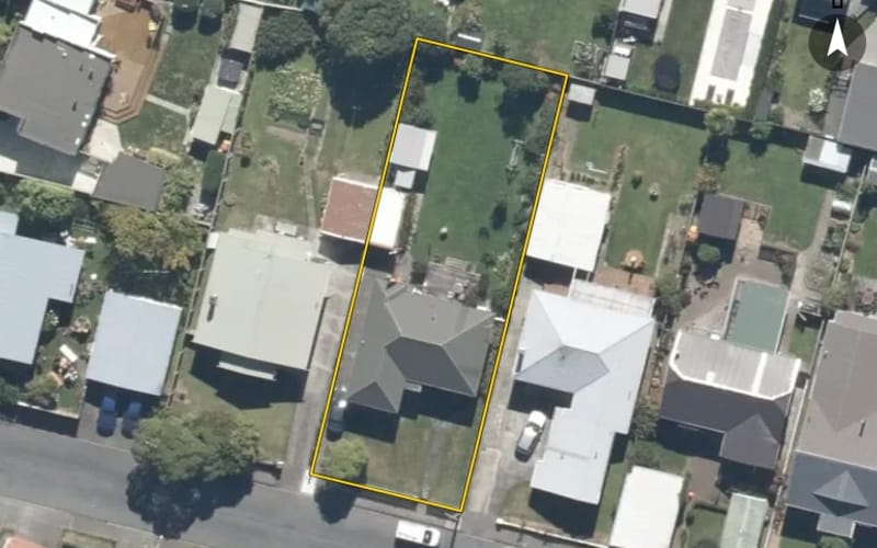 16 Brasell Street