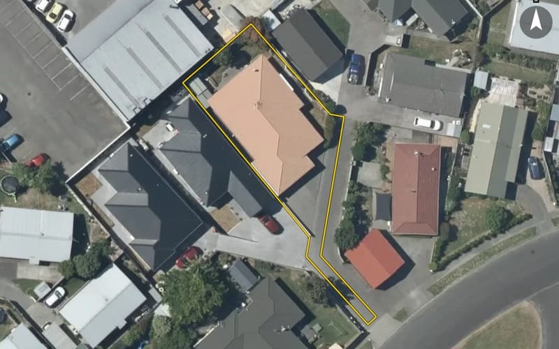 28 Townshend Crescent