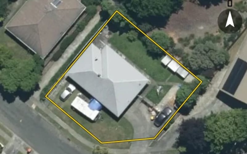 13 Shelley Crescent