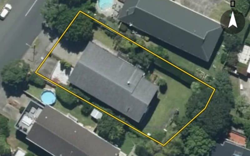 15 Worcester Road