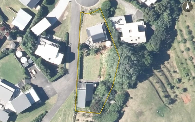 22 Moore Crescent