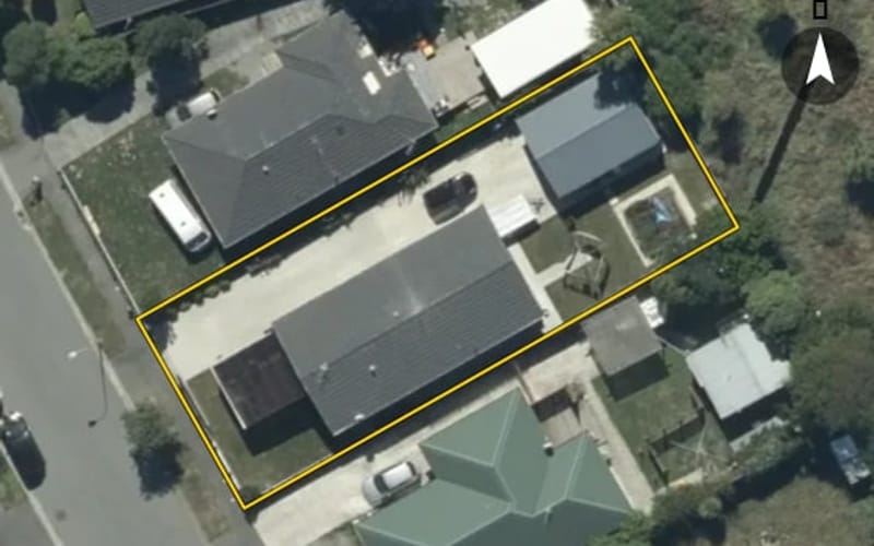 6 Farnborough Street