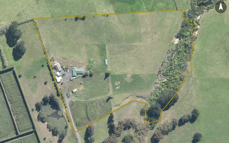 212C Glenbrook Beach Road